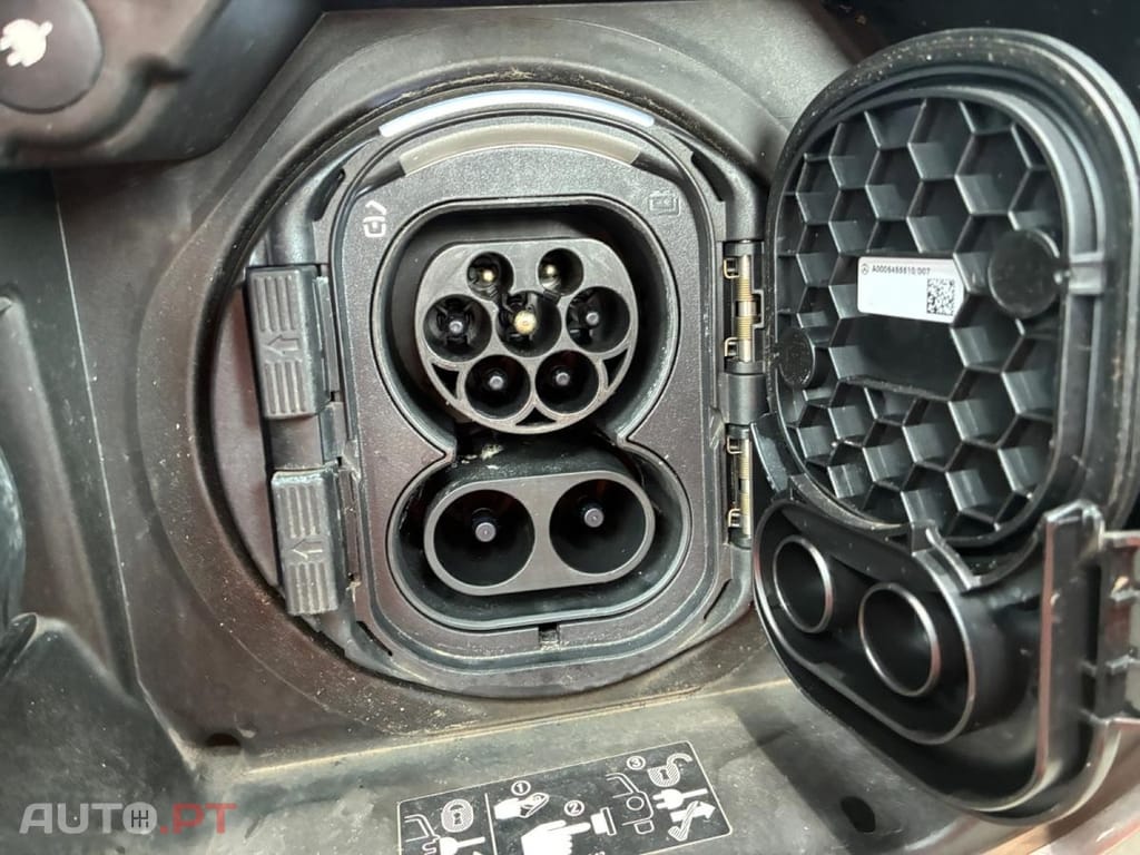 Mercedes-Benz EQA 250 AMG Line