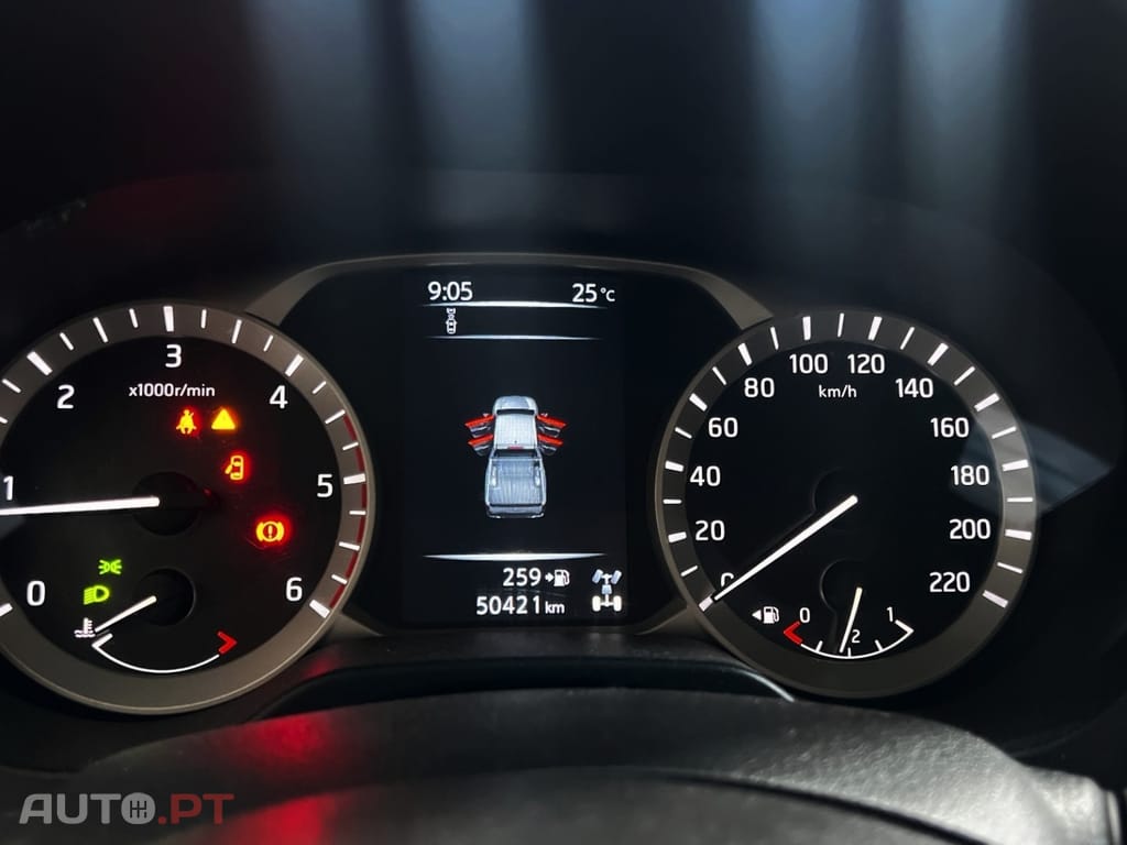 Nissan Navara 2.3 Cdi 4WD - Dupla Cabine