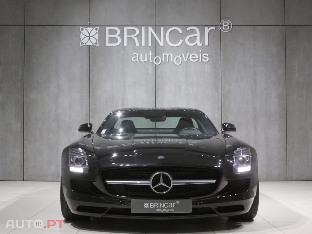 Mercedes-Benz SLS 63 AMG