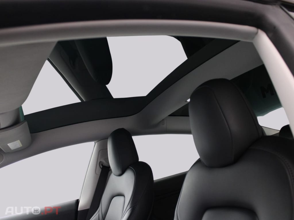 Tesla Model 3 LONG RANGE I.V.A DEDUTÍVEL