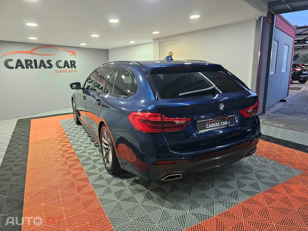 BMW 520 d Pack Desportivo M Auto