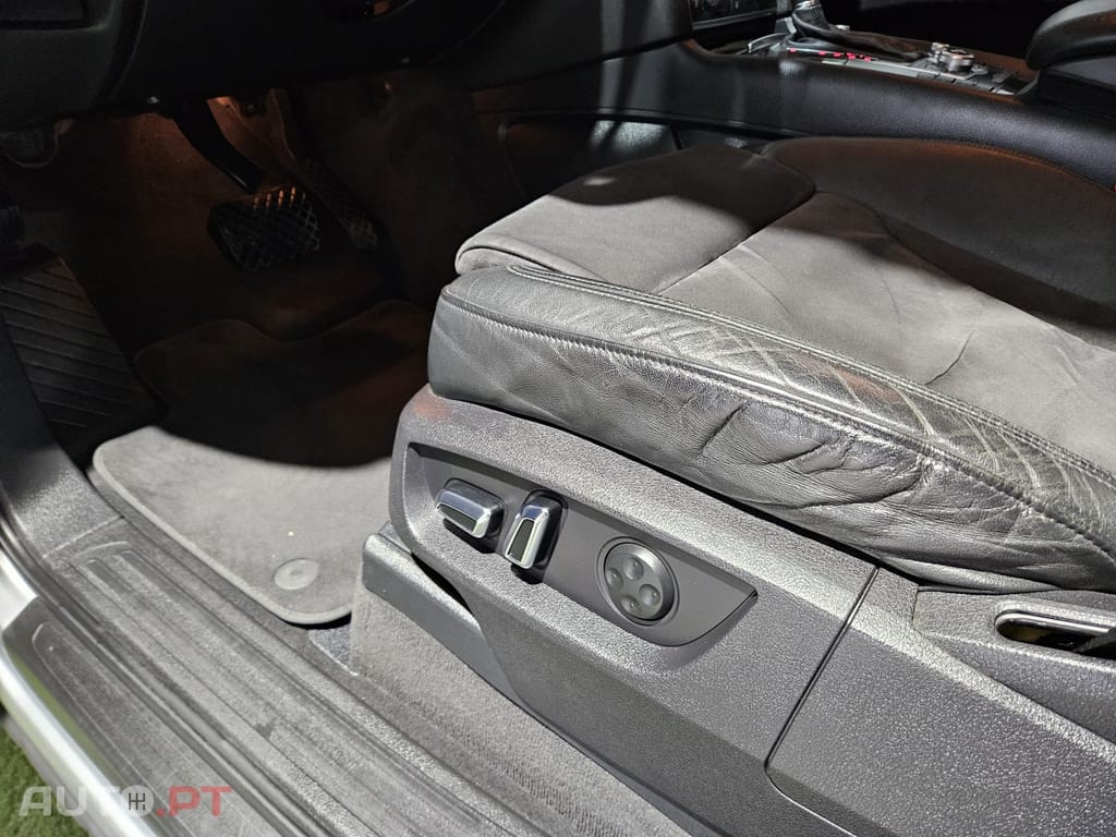Audi Q7 3.0 V6 TDi quattro Tiptronic (2010-2011)