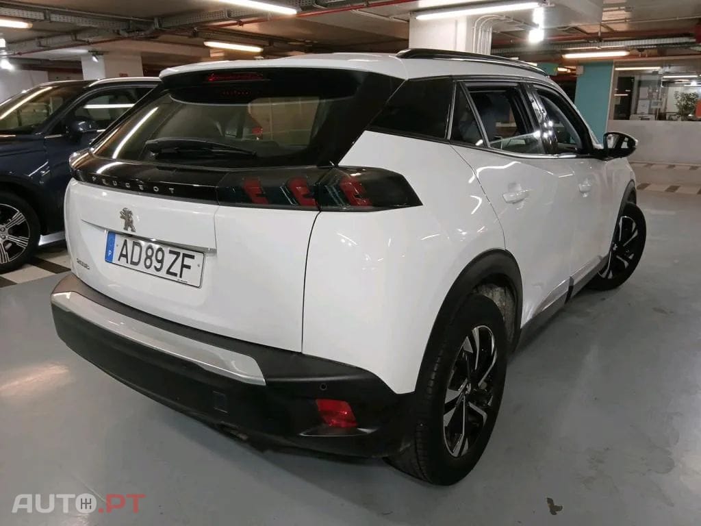 Peugeot 2008 1.5 BlueHDi Allure