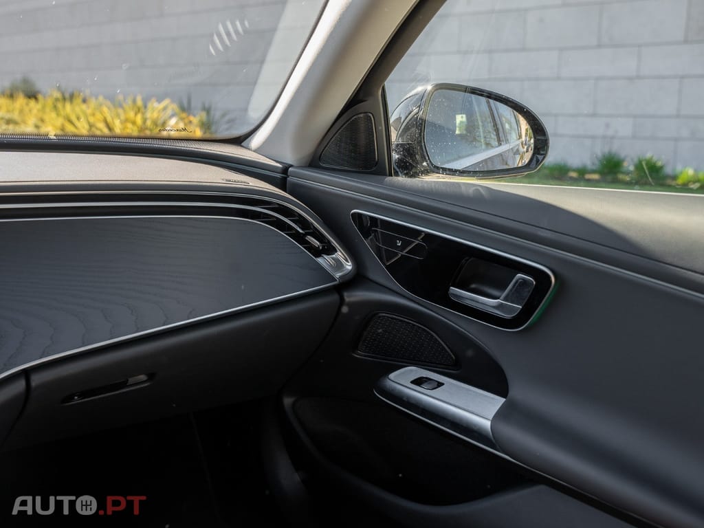 Mercedes-Benz E 300 e Avantgarde