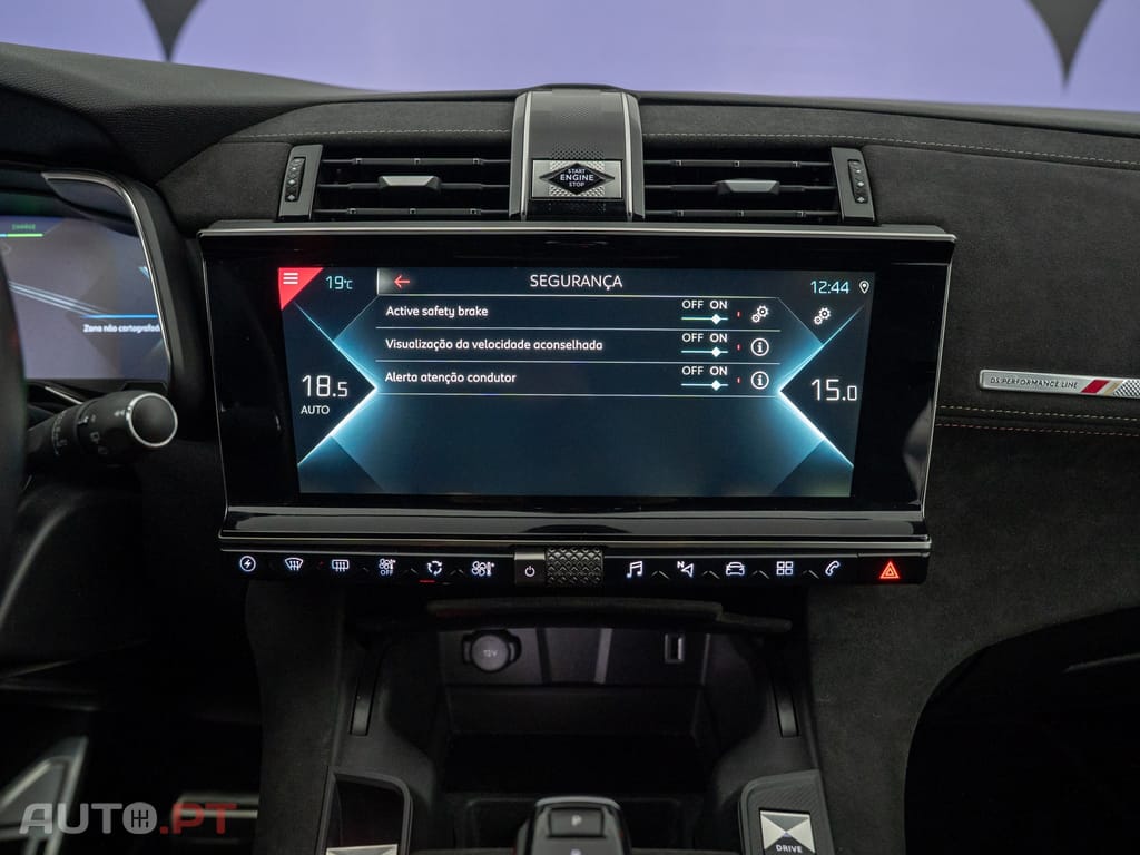 DS DS7 E-Tense Performance Line EAT8