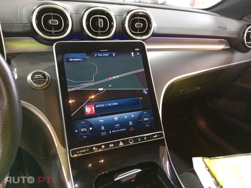 Mercedes-Benz C 300 e AMG Line