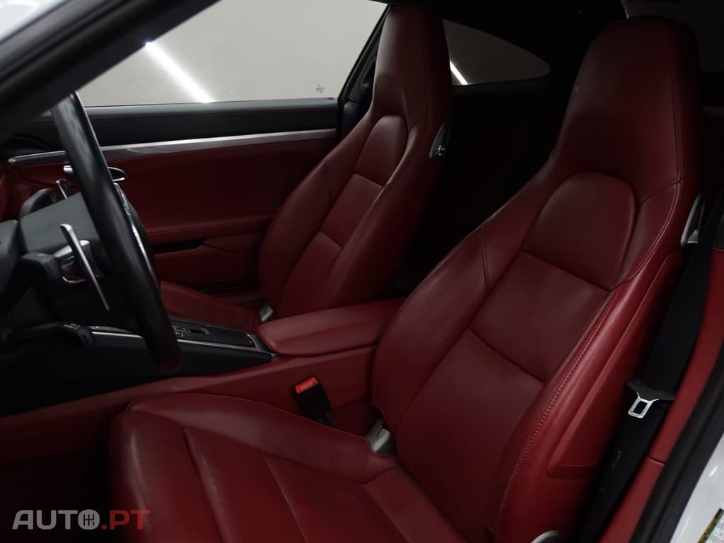 Porsche 991 Carrera 4S PDK