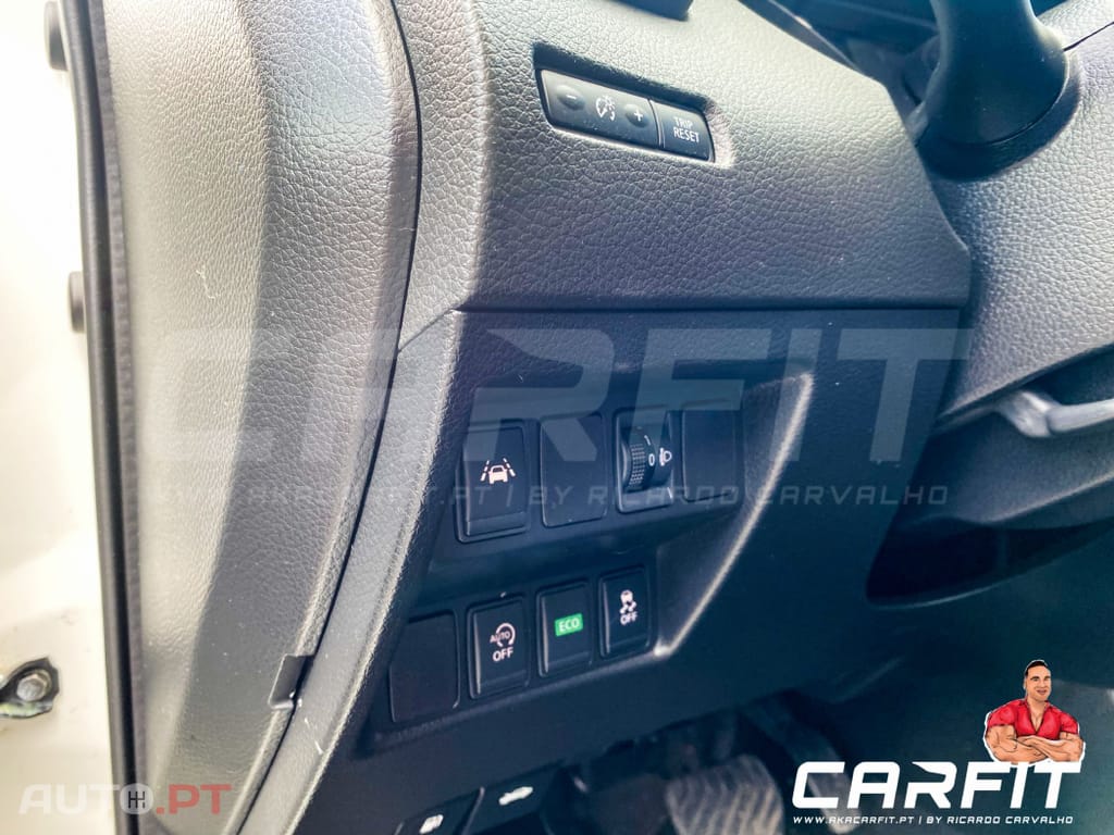 Nissan Qashqai 1.2 DIG-T N-Connecta RS+PS 18 Xtronic