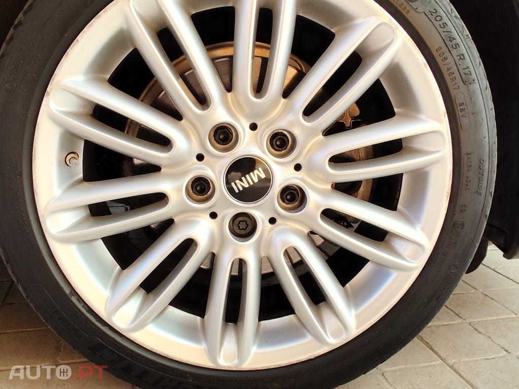 MINI Cooper D