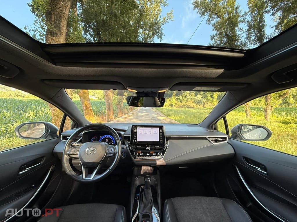 Toyota Corolla 1.8 Hybrid Design