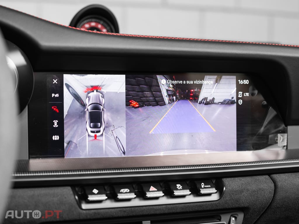 Porsche 992 Carrera 4 GTS PDK