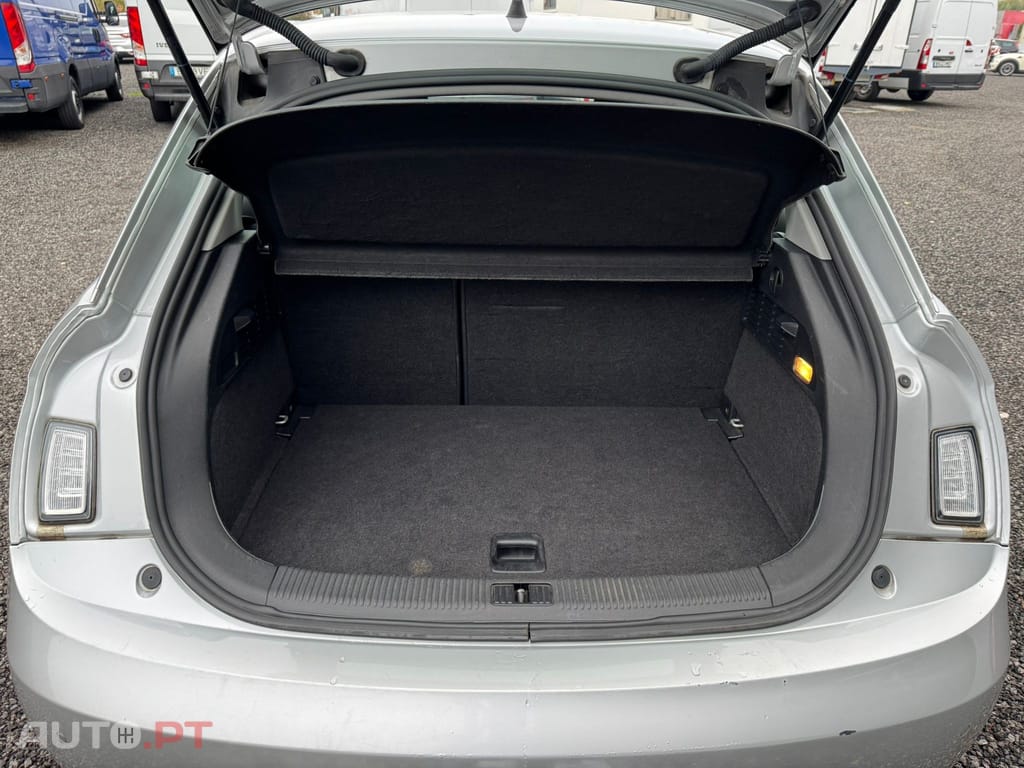 Audi A1 1.6 TDi S-line