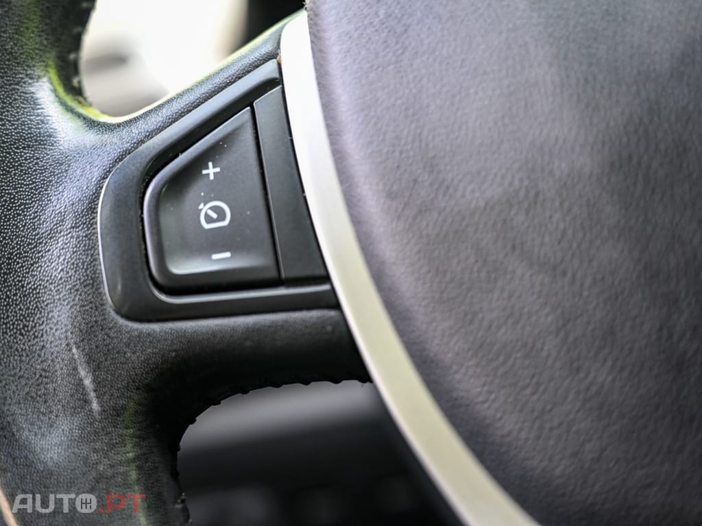 Renault Laguna Break 2.0 dCi Dynamique S 120g