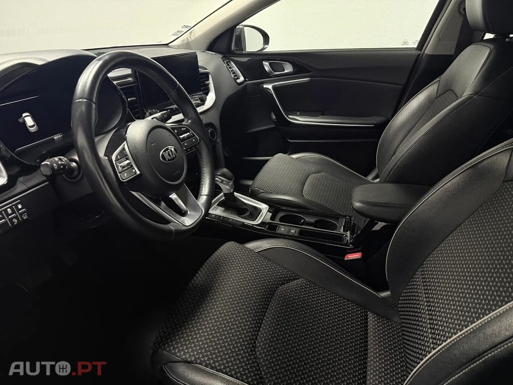 Kia Xceed 1.6 GDi PHEV Drive