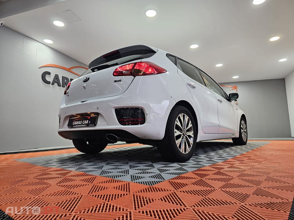 Kia Ceed 1.4 CRDi EX