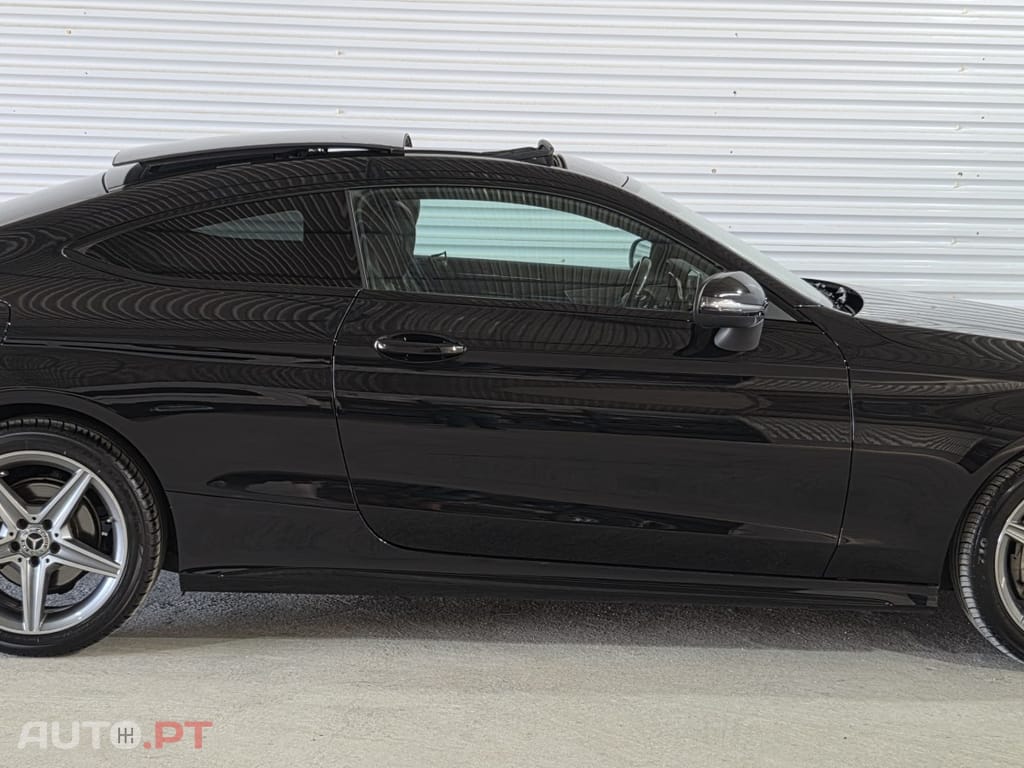 Mercedes-Benz C 250 AMG Line - Auto.