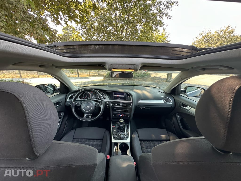 Audi A4 Avant 2.0 TDi Business Line S-line