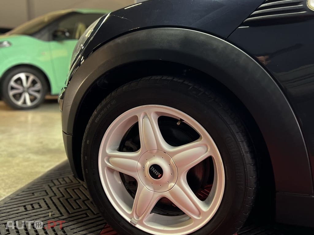 MINI Cooper Cooper D