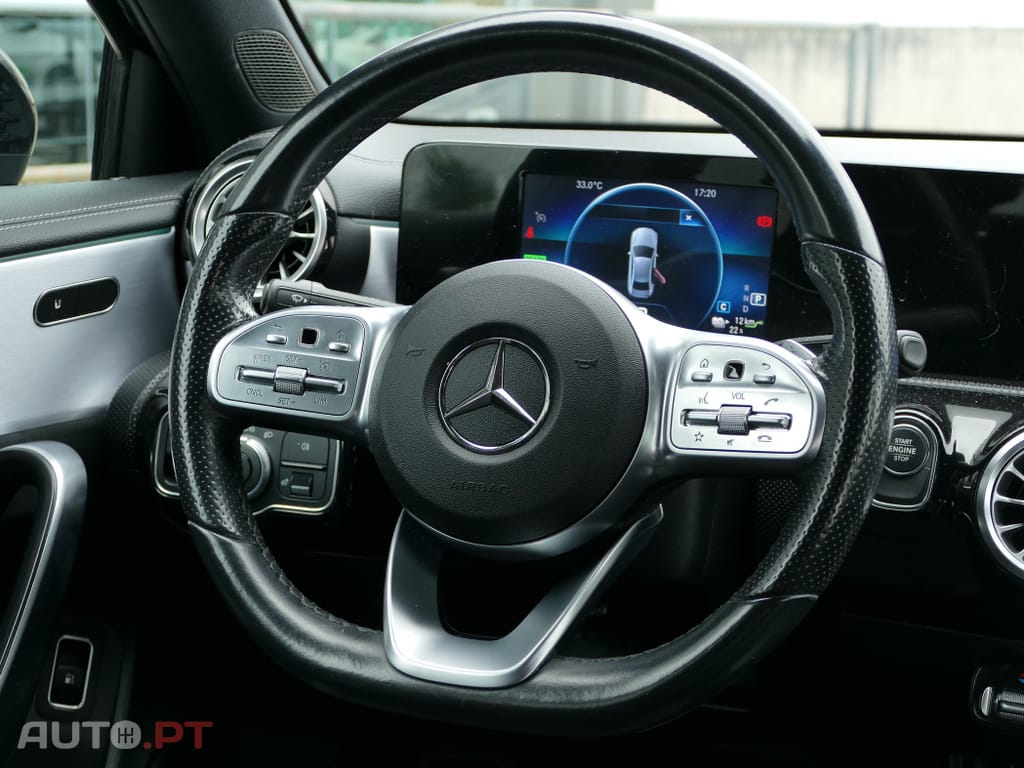 Mercedes-Benz A 250 e AMG Line