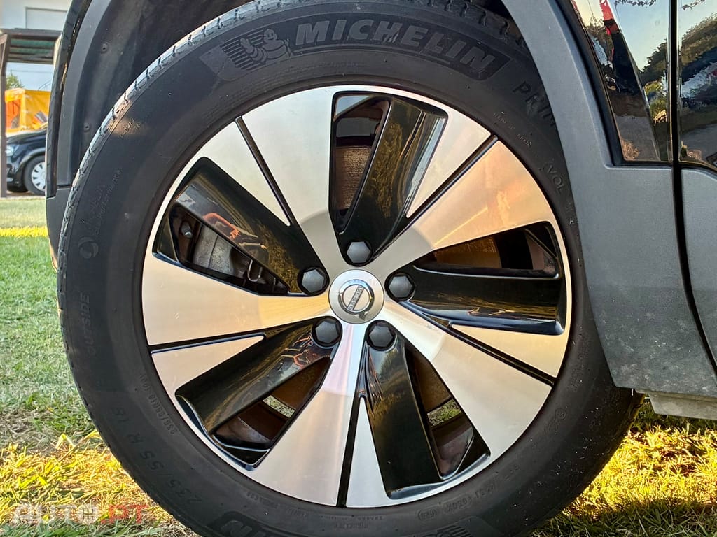 Volvo XC40 T5 Momentum Plus