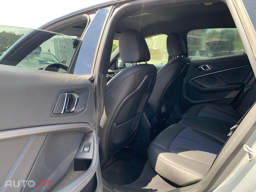 BMW 216 d Pack Desportivo M