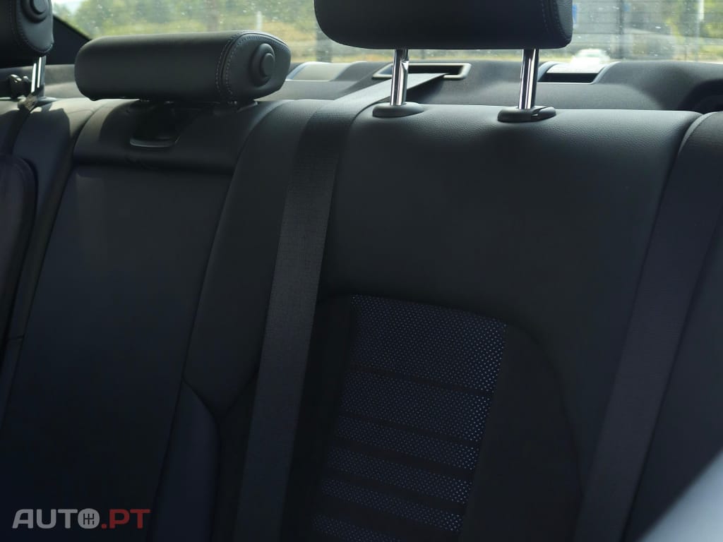 BMW 320 e Pack M Auto