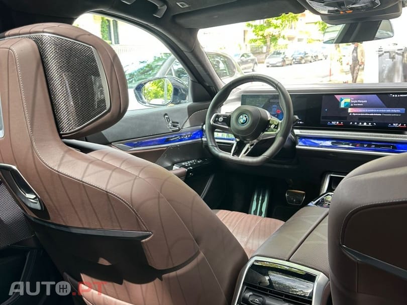 BMW i7 xDrive60 Pack Desportivo M
