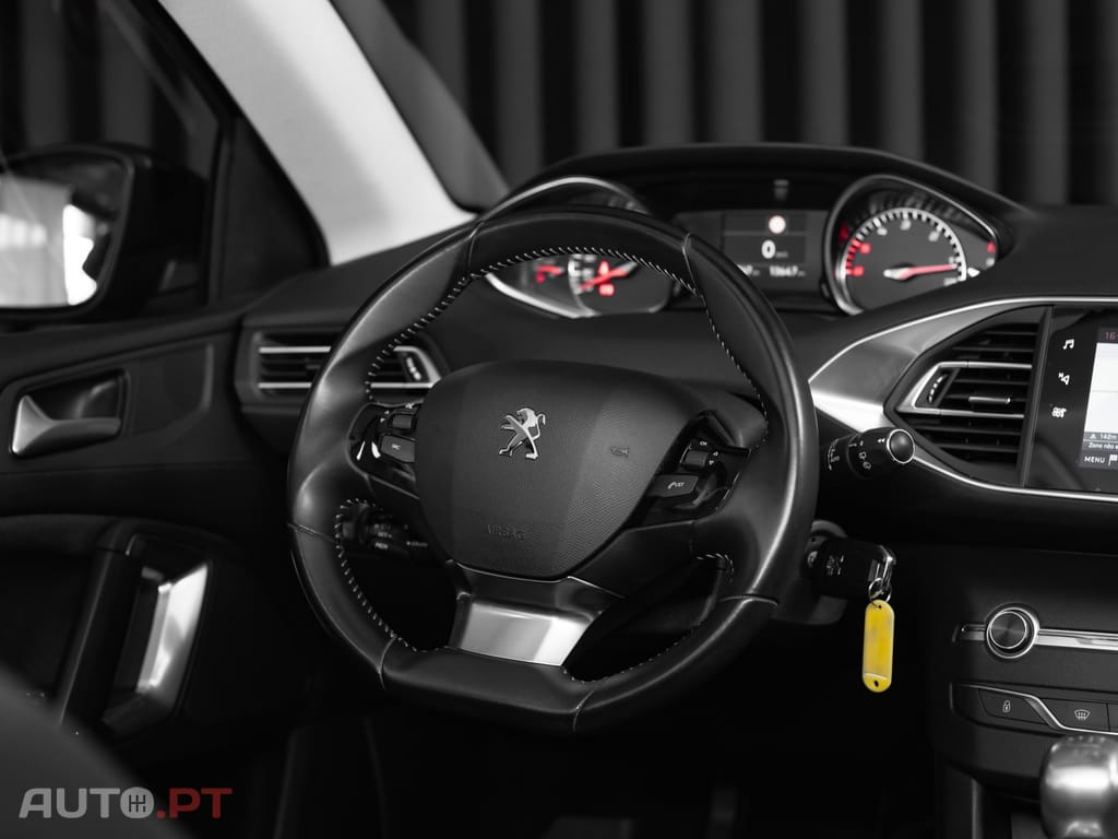 Peugeot 308 1.5 BlueHDi Allure