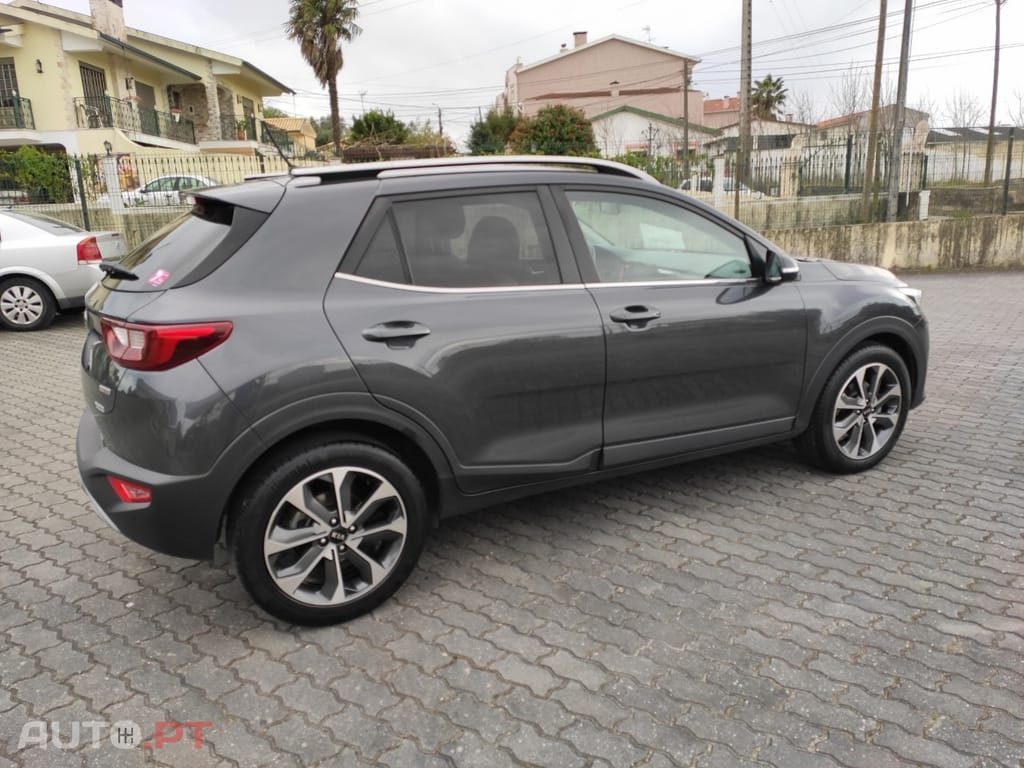 Kia Stonic 1.0 T-GDI Tech