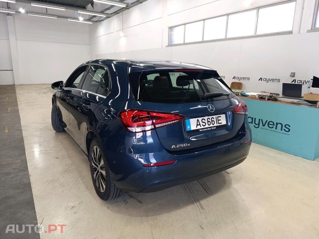 Mercedes-Benz A 250 e Style Plus