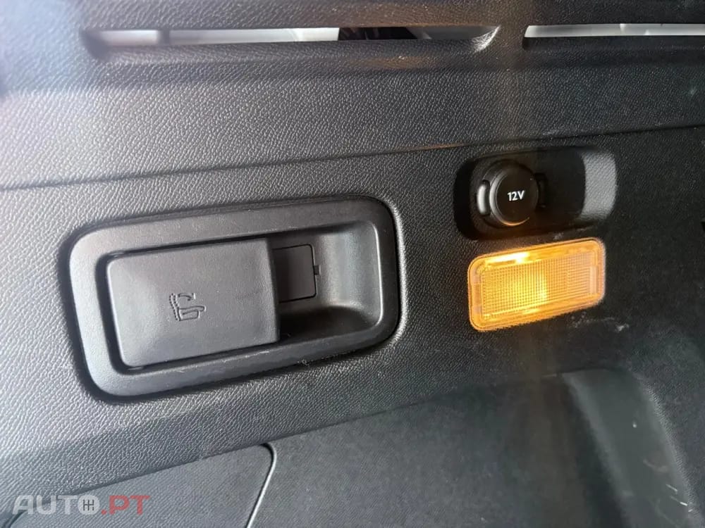 Peugeot 3008 1.2 PureTech Allure EAT8