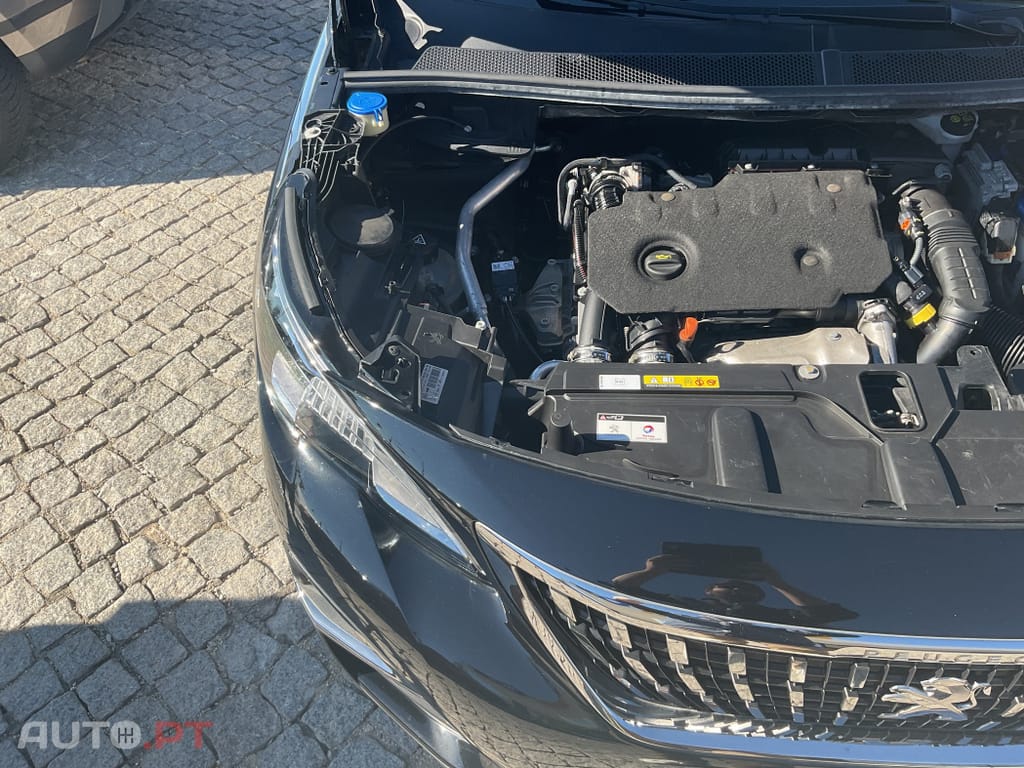 Peugeot 3008 1.5 BlueHDi Active