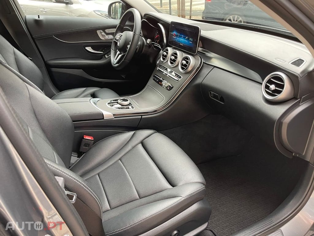 Mercedes-Benz C 220 d AMG Line
