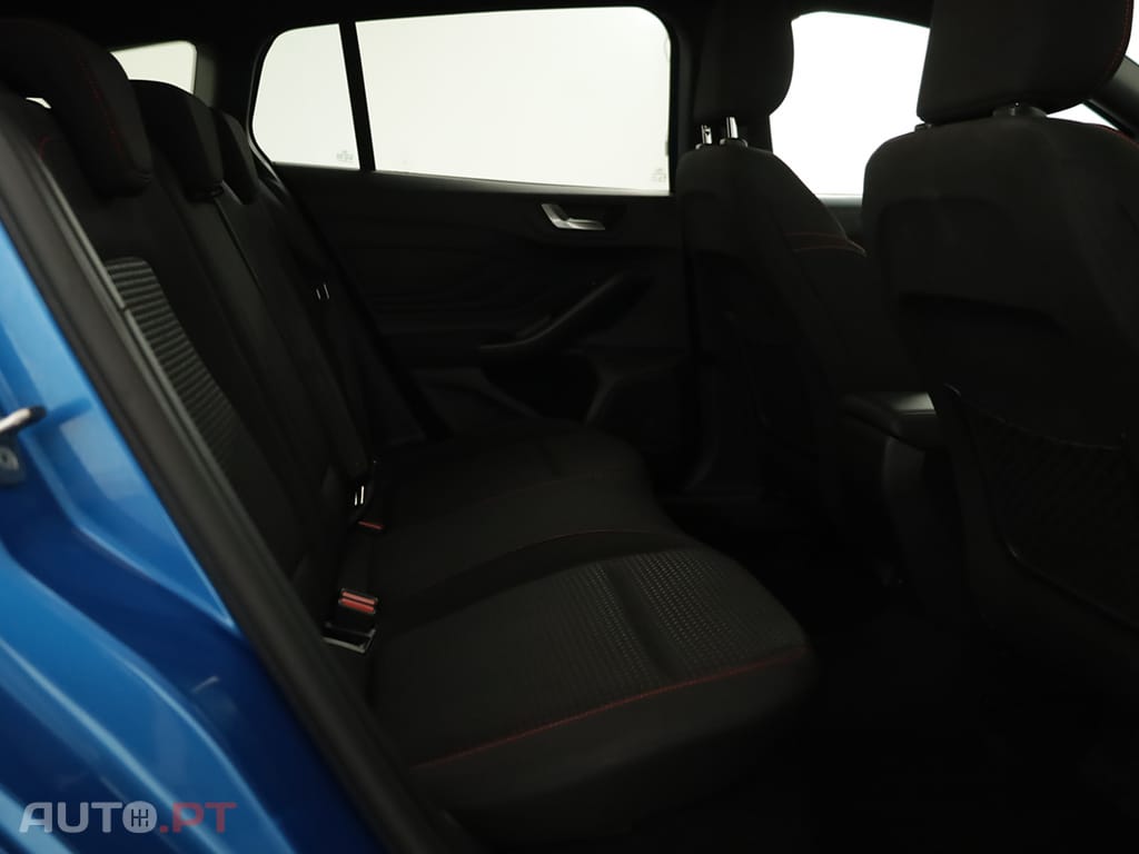Ford Focus SW 1.0 EcoBoost MHEV ST-Line X Aut.