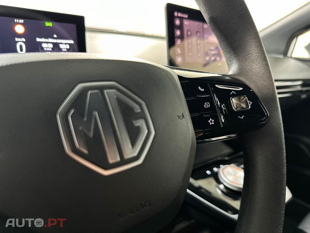 MG MG4 51 kWh Standard