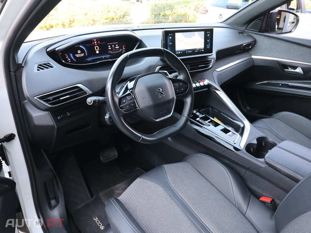 Peugeot 3008 1.5 BlueHDi Allure Pack EAT8