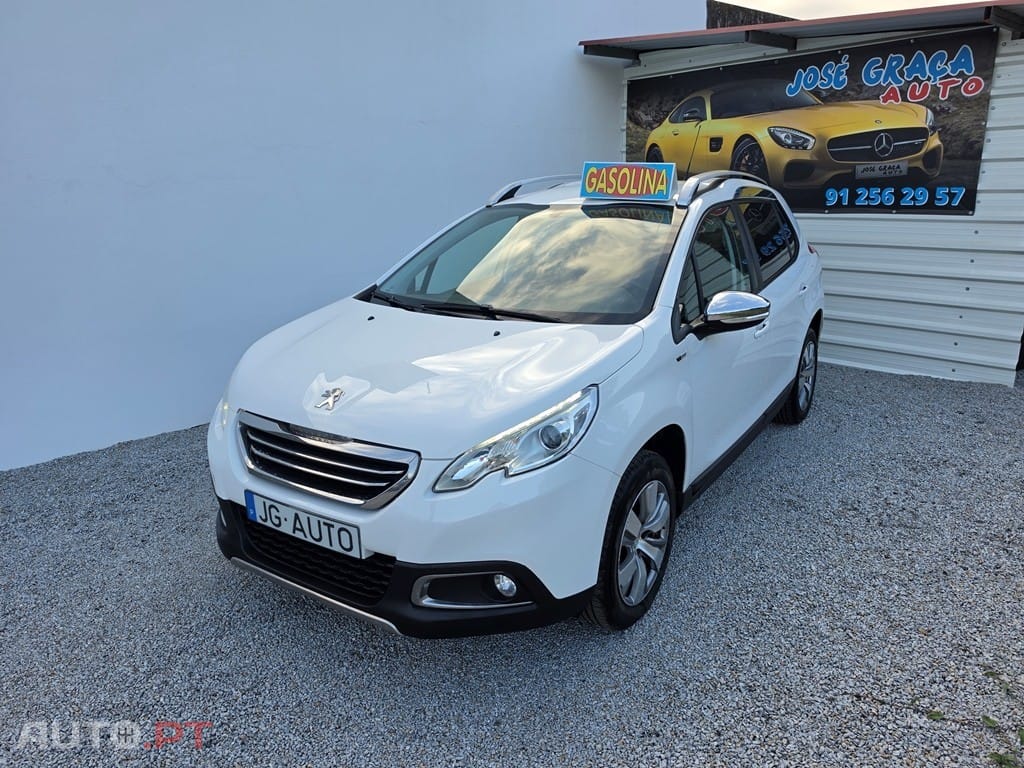 Peugeot 2008 1.2 PureTech Style