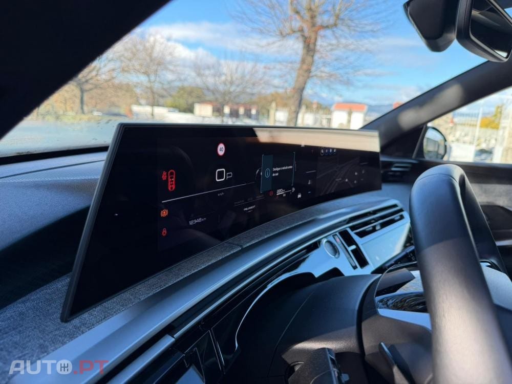 Peugeot 5008 Hybrid 136 e-DSC Allure Pack