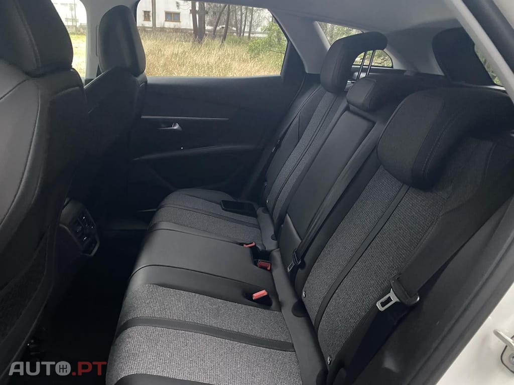 Peugeot 3008 1.6 BlueHDi Allure EAT6 J18