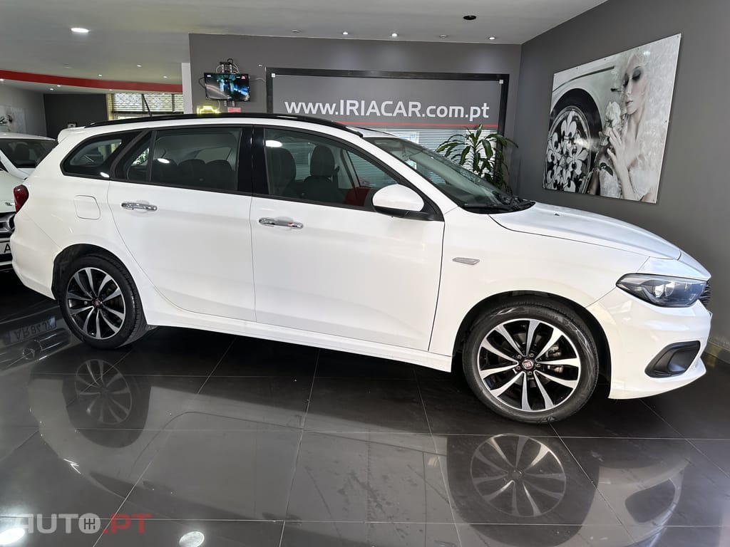 Fiat Tipo Station Wagon 1.3 M-Jet Lounge Tech J17