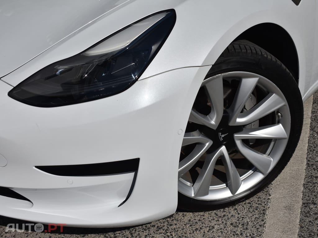 Tesla Model 3 Standard RWD Plus