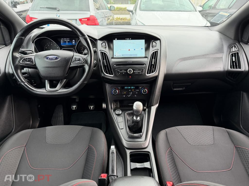 Ford Focus SW 1.0 EcoBoost MHEV ST-Line