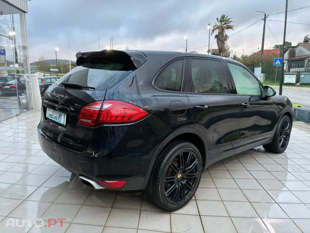 Porsche Cayenne II Platinium Edition