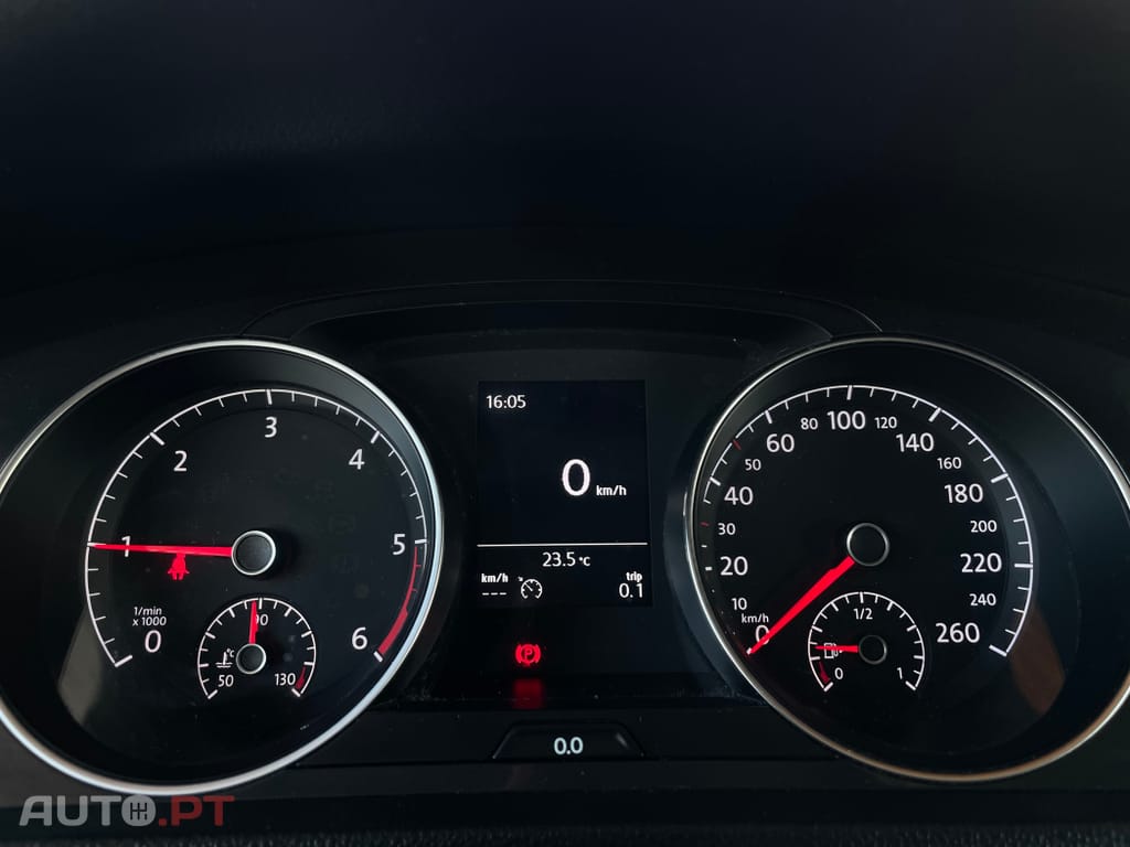 Volkswagen Golf 1.6 TDI Confortline