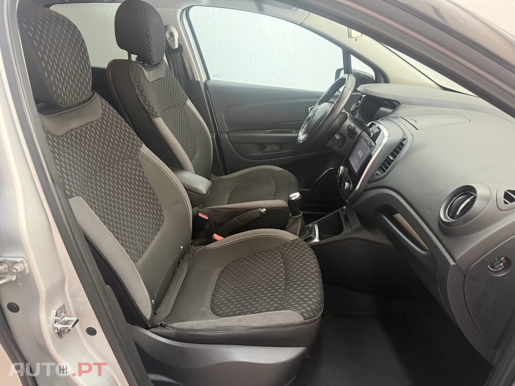Renault Captur 0.9 TCE Exclusive