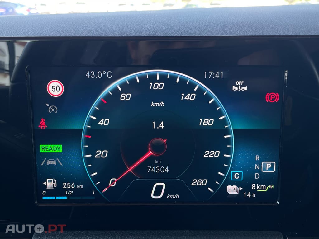 Mercedes-Benz GLA 250 e Progressive