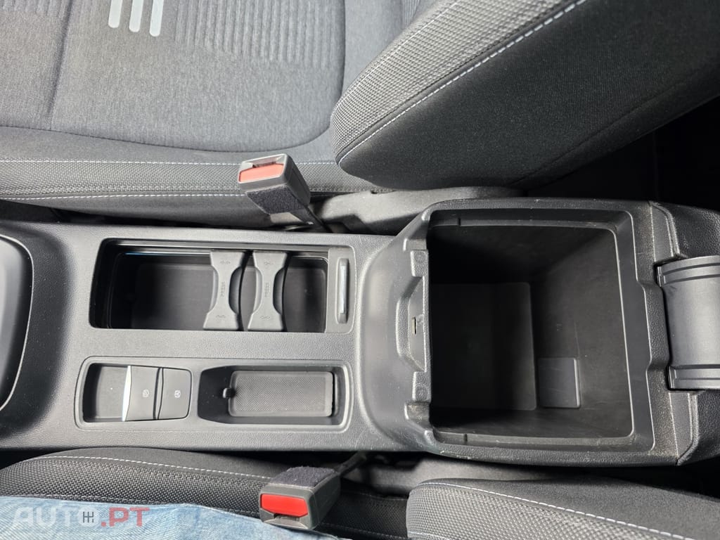 Ford Focus 1.0 EcoBoost MHEV Active X