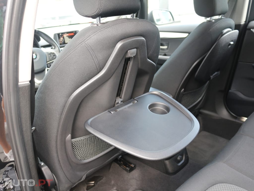 BMW 216 d