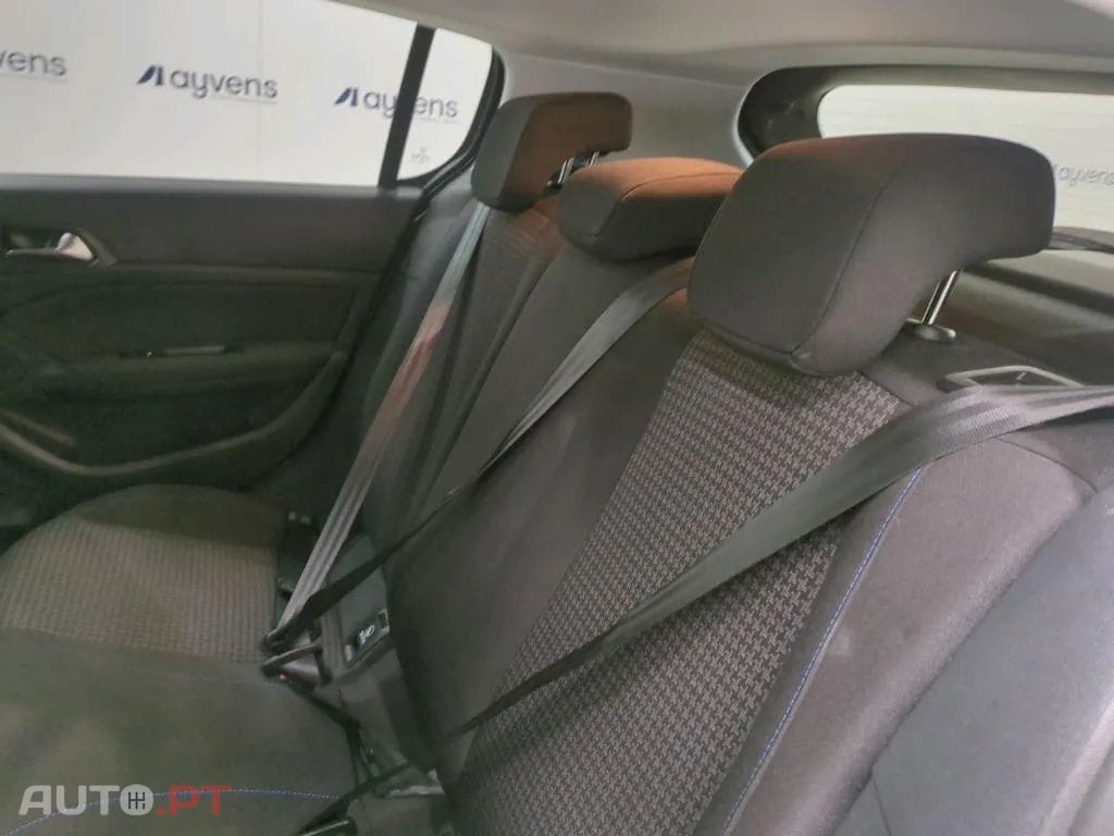 Peugeot 308 1.5 BlueHDi Style