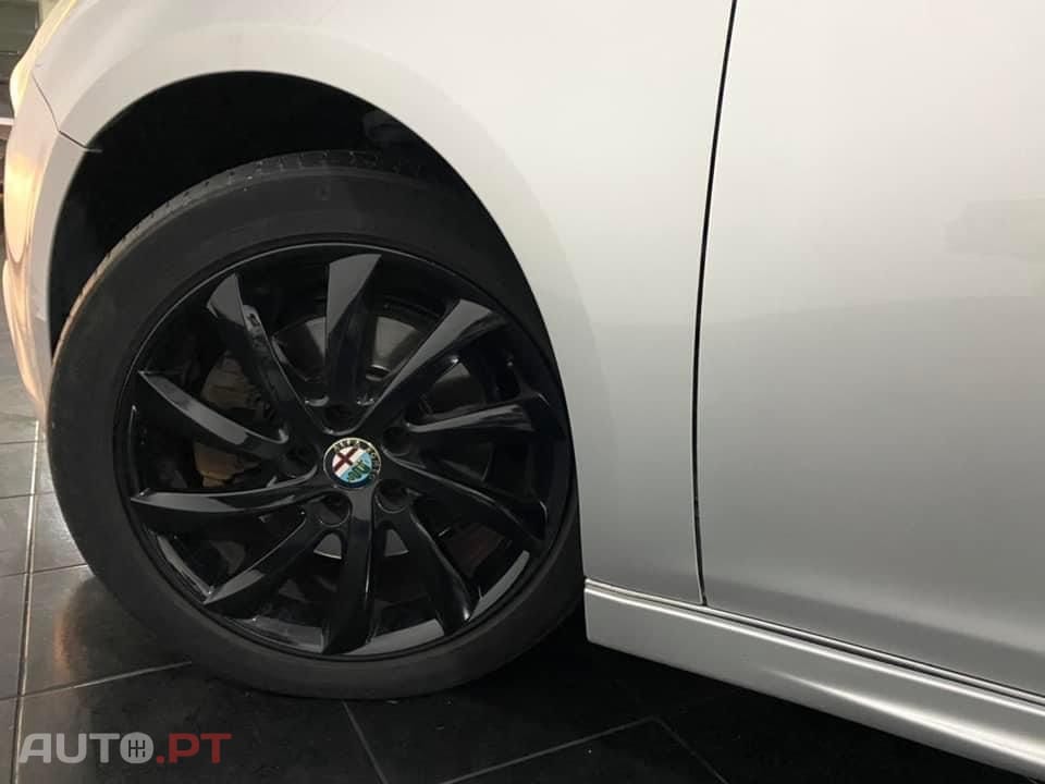 Alfa Romeo Giulietta 2.0 JTDm Sprint Speciale
